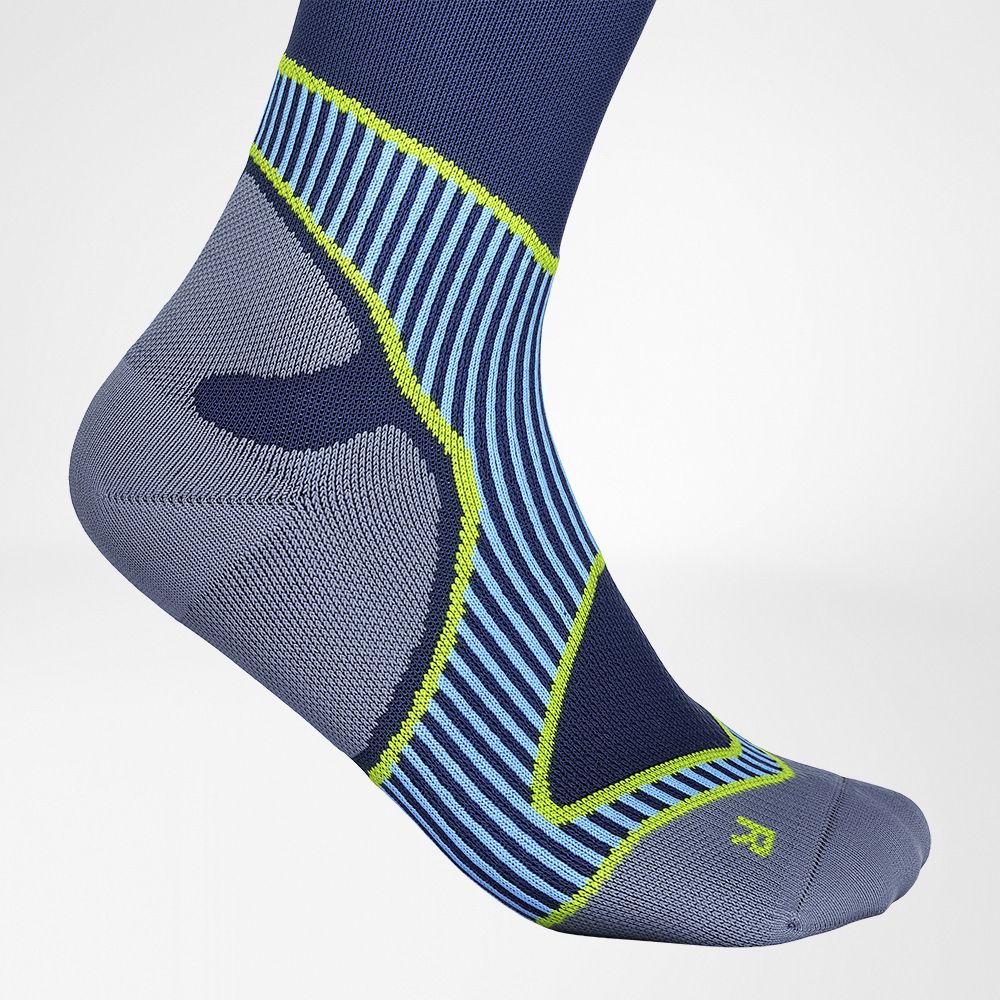 Image of Run Performance Midcut Socks Profile